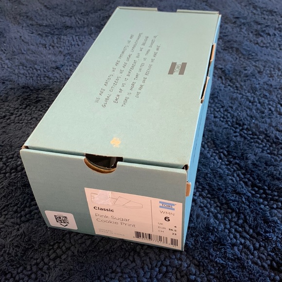 TOMS pink sugar cookie shoe, size 6 & 7 - Picture 6 of 11